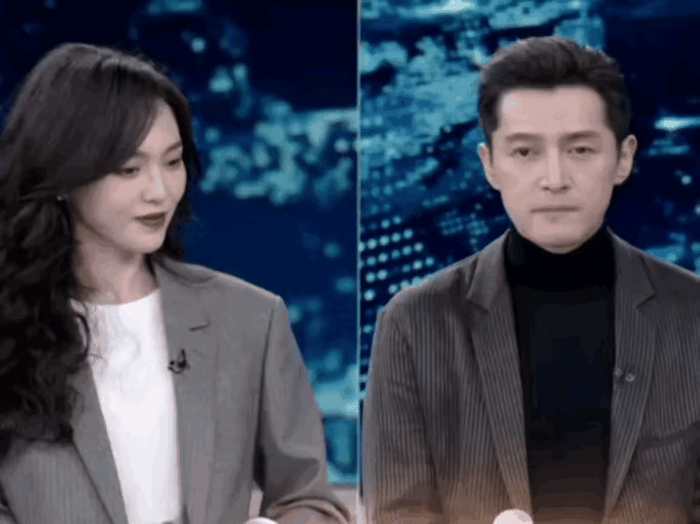 我们歌嫣有一种一对视就会笑的病，就对视不了一点点[允悲][允悲][允悲] ​​​