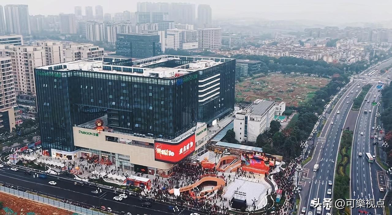 绵阳｜绵阳百盛购物中心（上马店）今日盛大开业，这也是继绵阳百盛安昌店、大都会店之