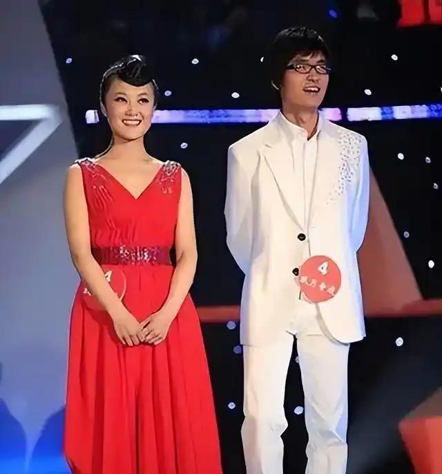 玖月奇迹离婚最颠覆认知的不是感情散场，是王小海的极致放手，近乎净身出户，把全套核