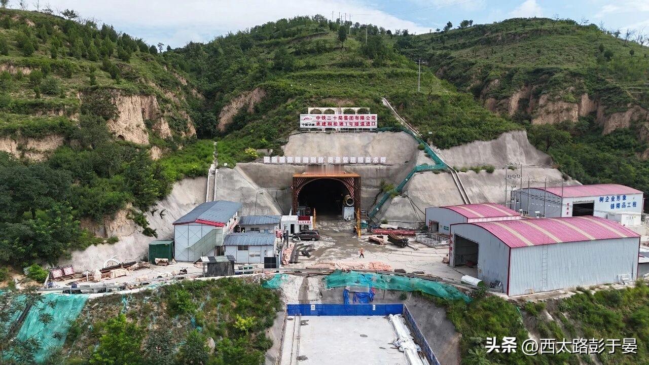 延榆高铁攻坚提速！未来西安到榆林仅需2小时

8月18日，陕西延榆高铁迎来重磅施