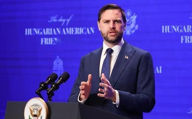 美伊好不容易谈妥停火，还没等大家缓过劲来，美国副总统万斯就直接捅破了窗户纸，话说