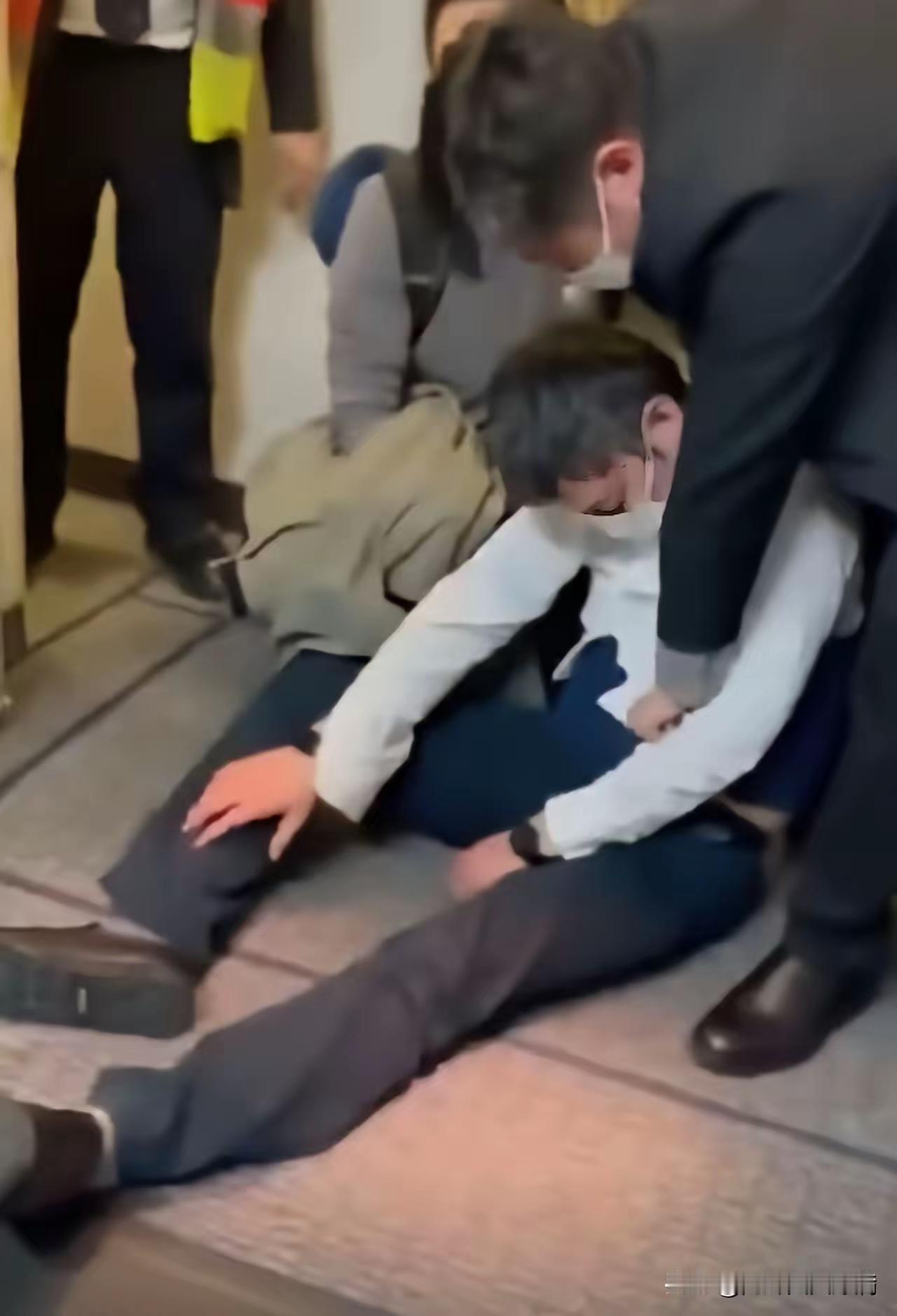 赵宝辉，任强几位大佬可能做梦都没想到，就因为多喝了点免费水酒，就因为喝过了量，更