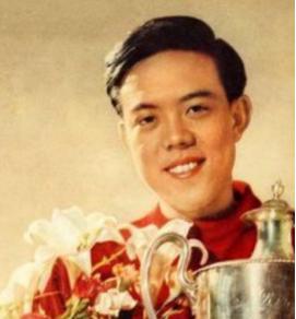 1968年6月21日早上，容国团的尸体在一棵树下被人发现。在他的上衣口袋中，有一