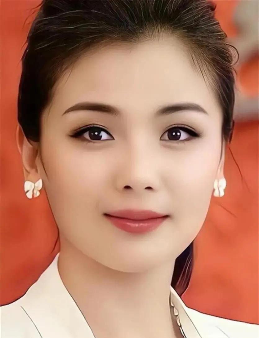 刘涛能火起来

真不是没有原因的
看到她在湾区晚会的表演后才发现，她真的是一个业