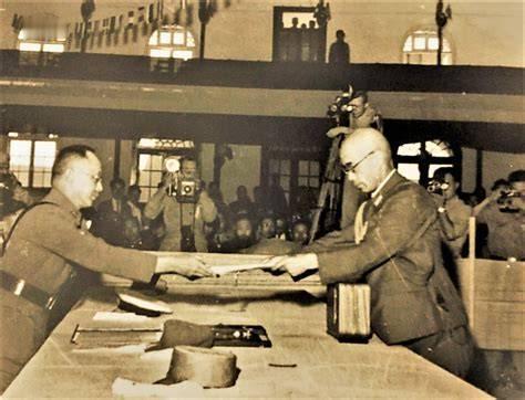 1945年8月15日，日本宣布无条件投降，太平洋战场的硝烟骤然收敛。但在地图的另