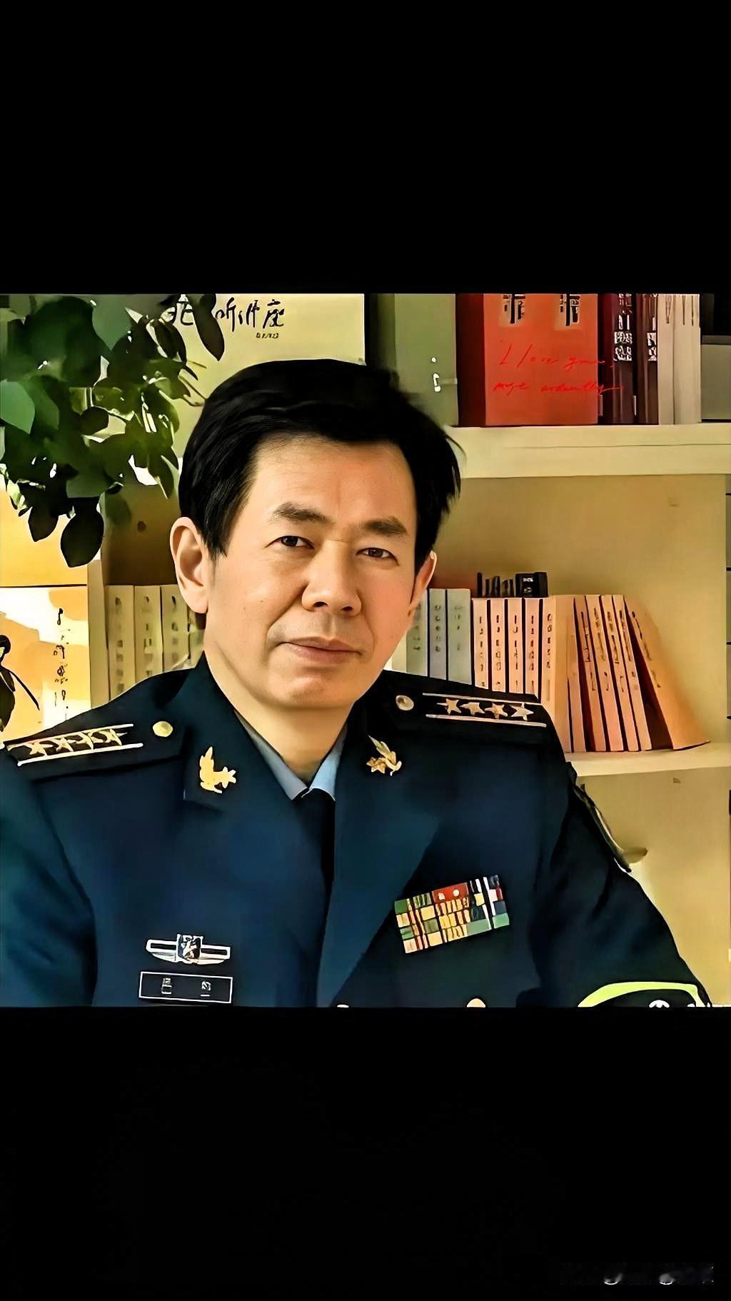 戴旭这话，听得人背脊发凉，却又无比通透。
​咱现在这装备，看着是真唬人，下饺子似