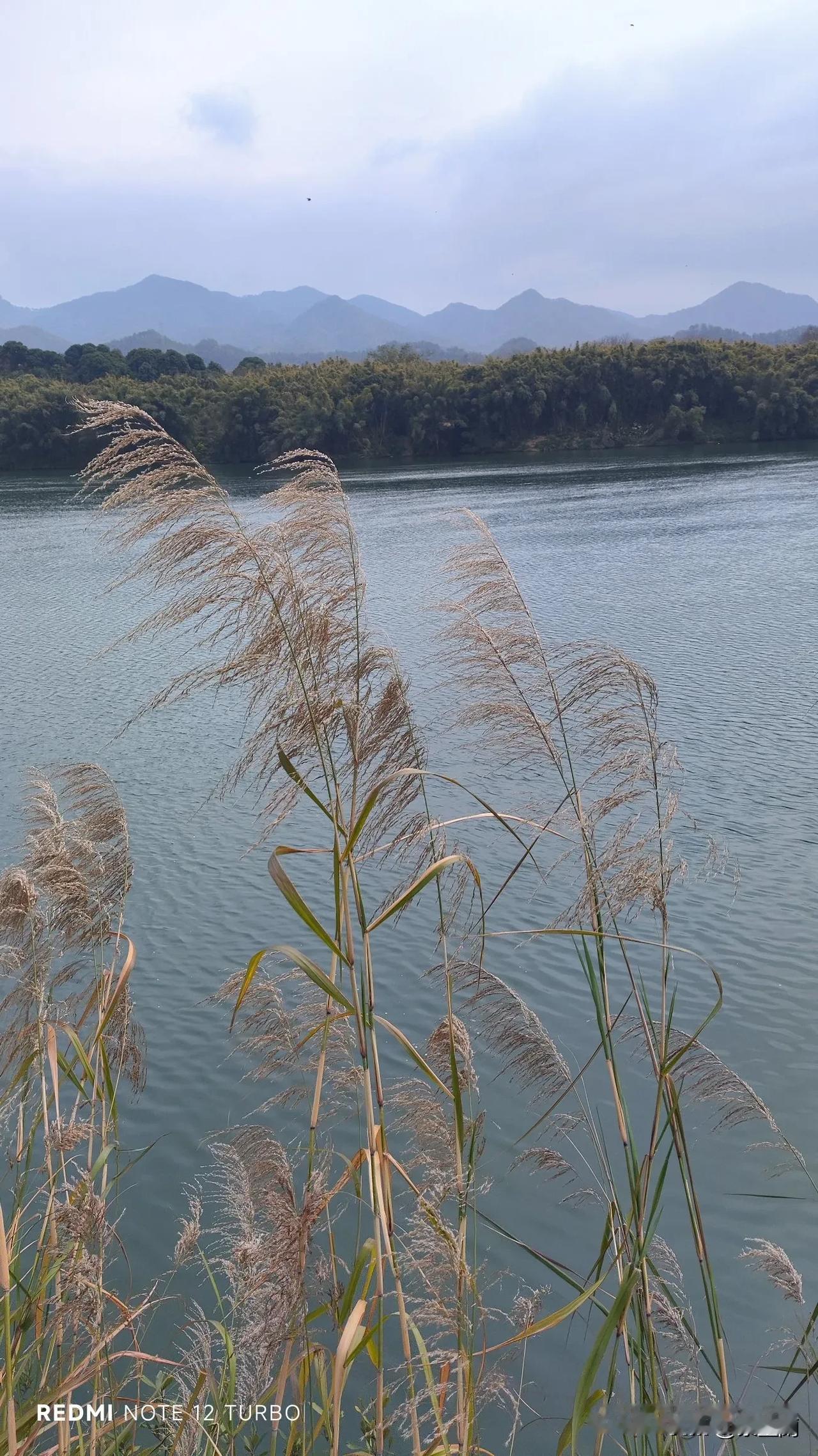 静美之地，山水相依。