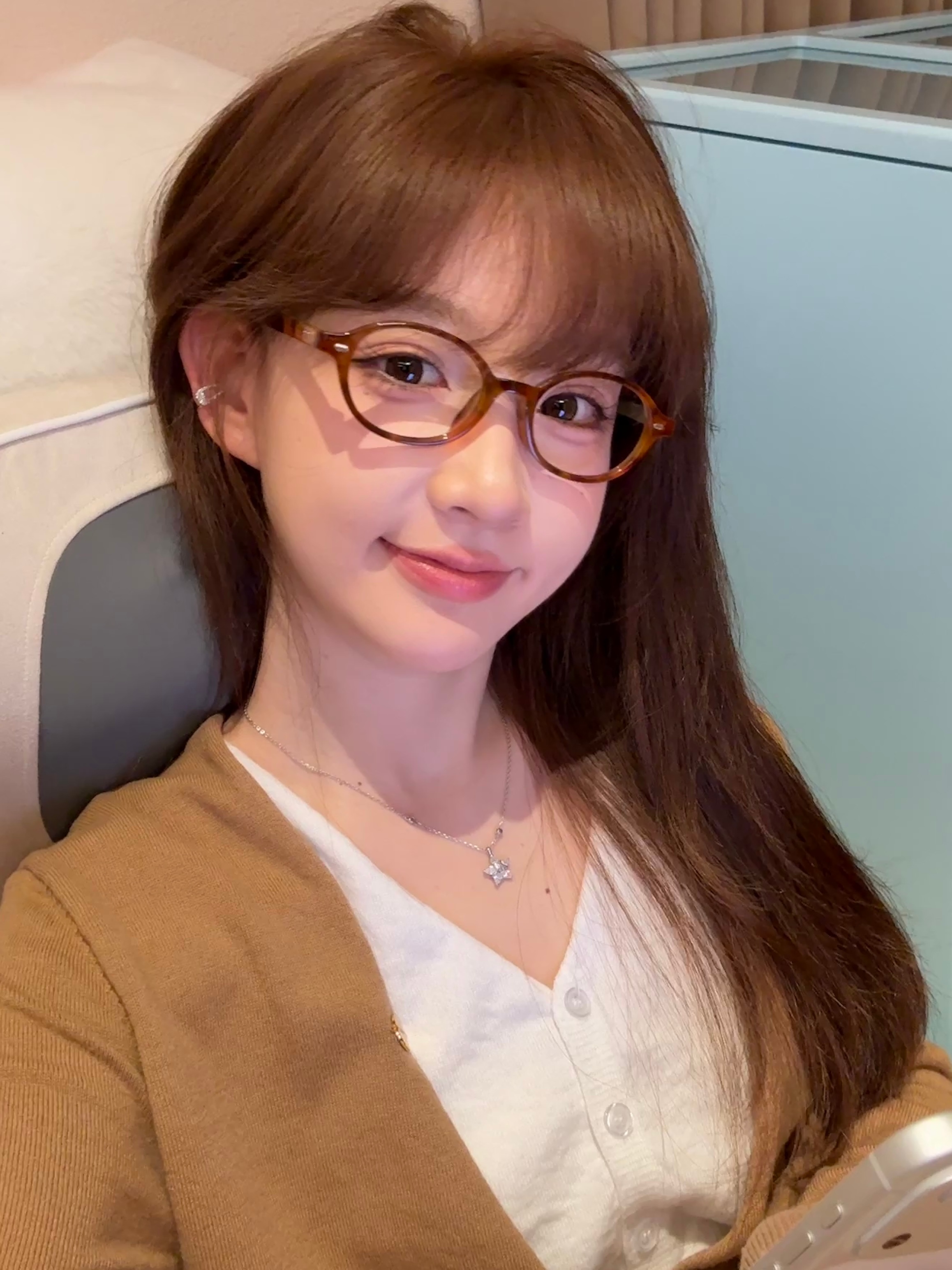 闺蜜们 我还是第一次对按摩枕这么上头！我以前真的真的从来不用按摩枕的 因为压根按