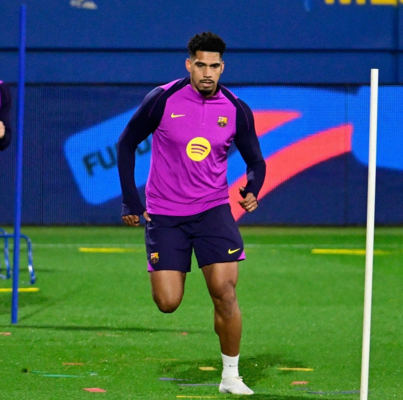 阿劳霍回归训练❤️💙巴萨体育大赏至死不渝红蓝魂