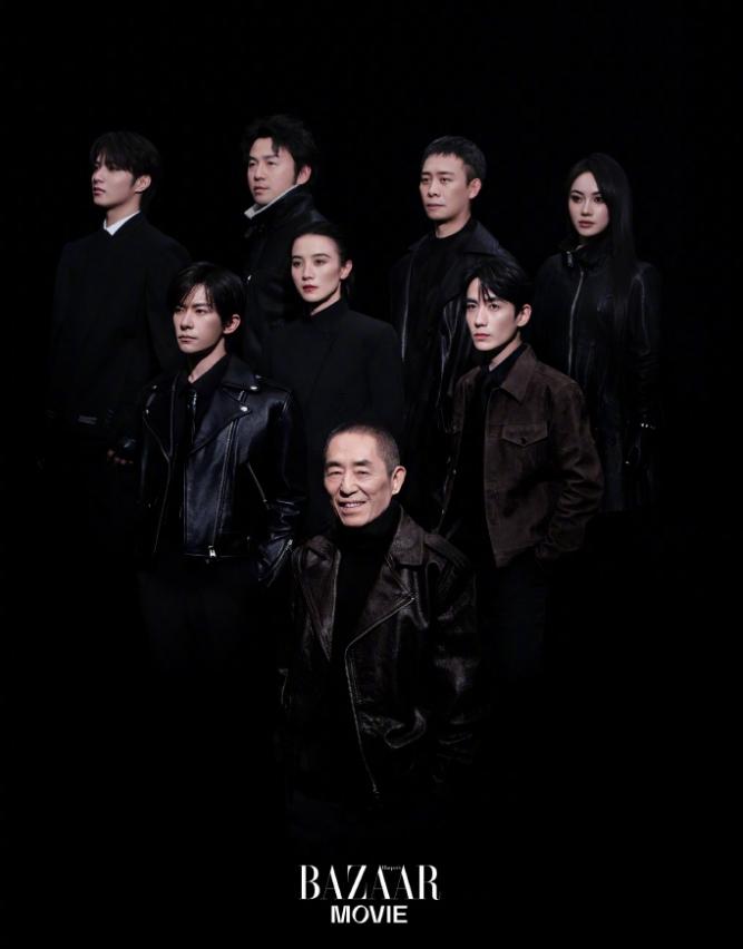 张艺谋携《惊蛰无声》演员登时尚芭莎封面！
此次出镜的演员包含一二番的易烊千玺和朱