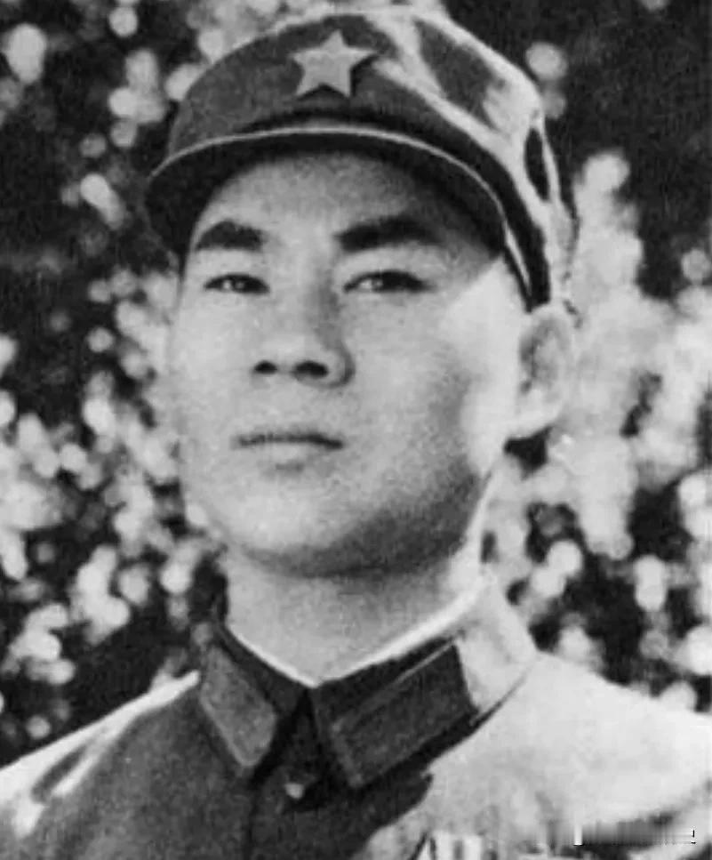 他身负重伤，在越南丛林爬了九天八夜，没吃一口饭……20岁的肖家喜这样爬回国

1