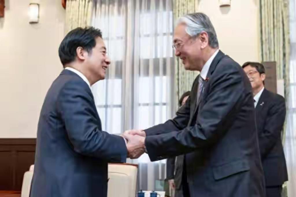 古屋圭司在台北和赖清德见面时，

放出一句狠话：“日本没有理由对大陆做出任何让步