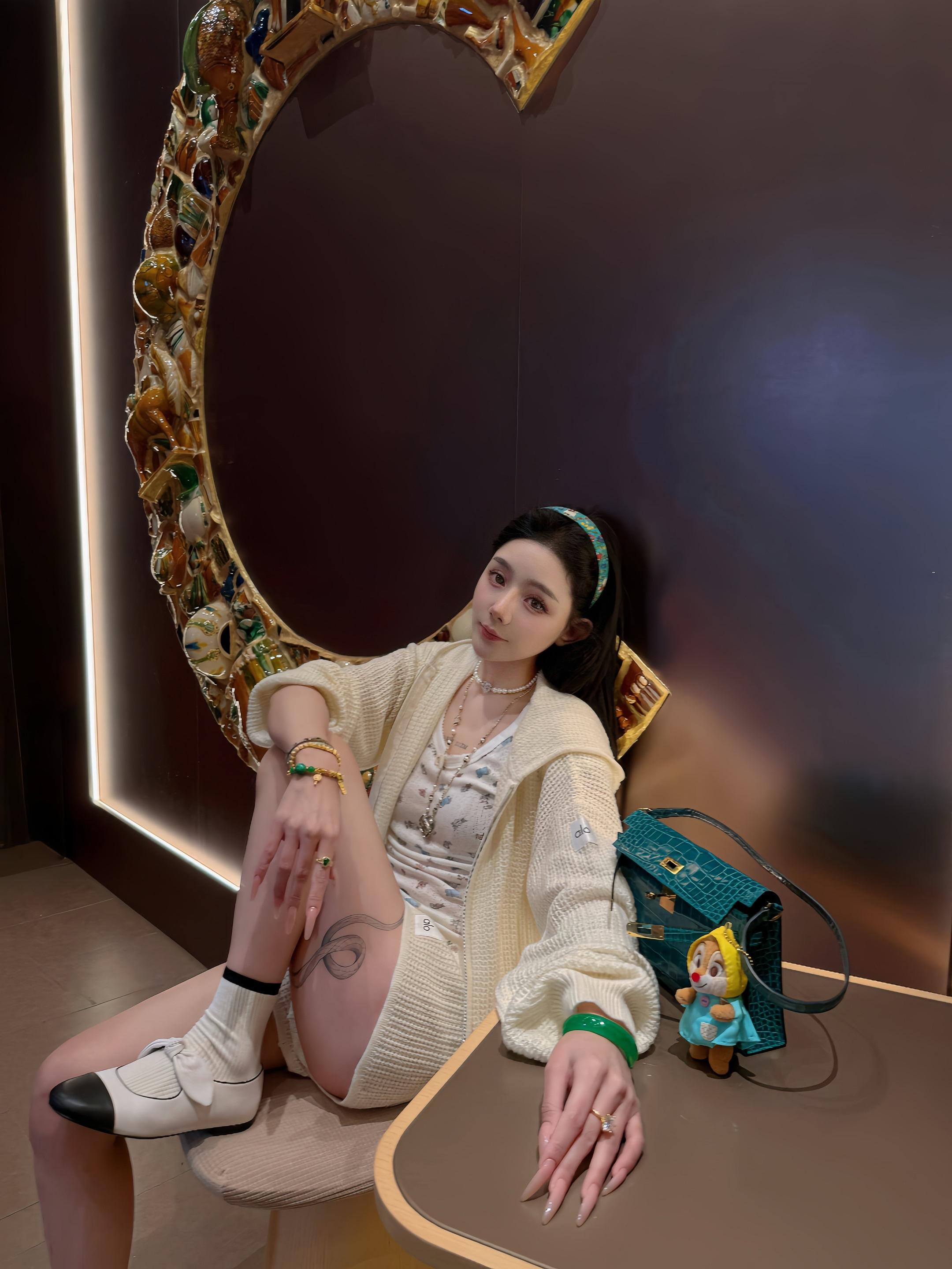 还贤妻扶你凌云志了 你爸妈扶你二三十年也没把你这烂泥扶上墙 我扶你去医院看看好吗