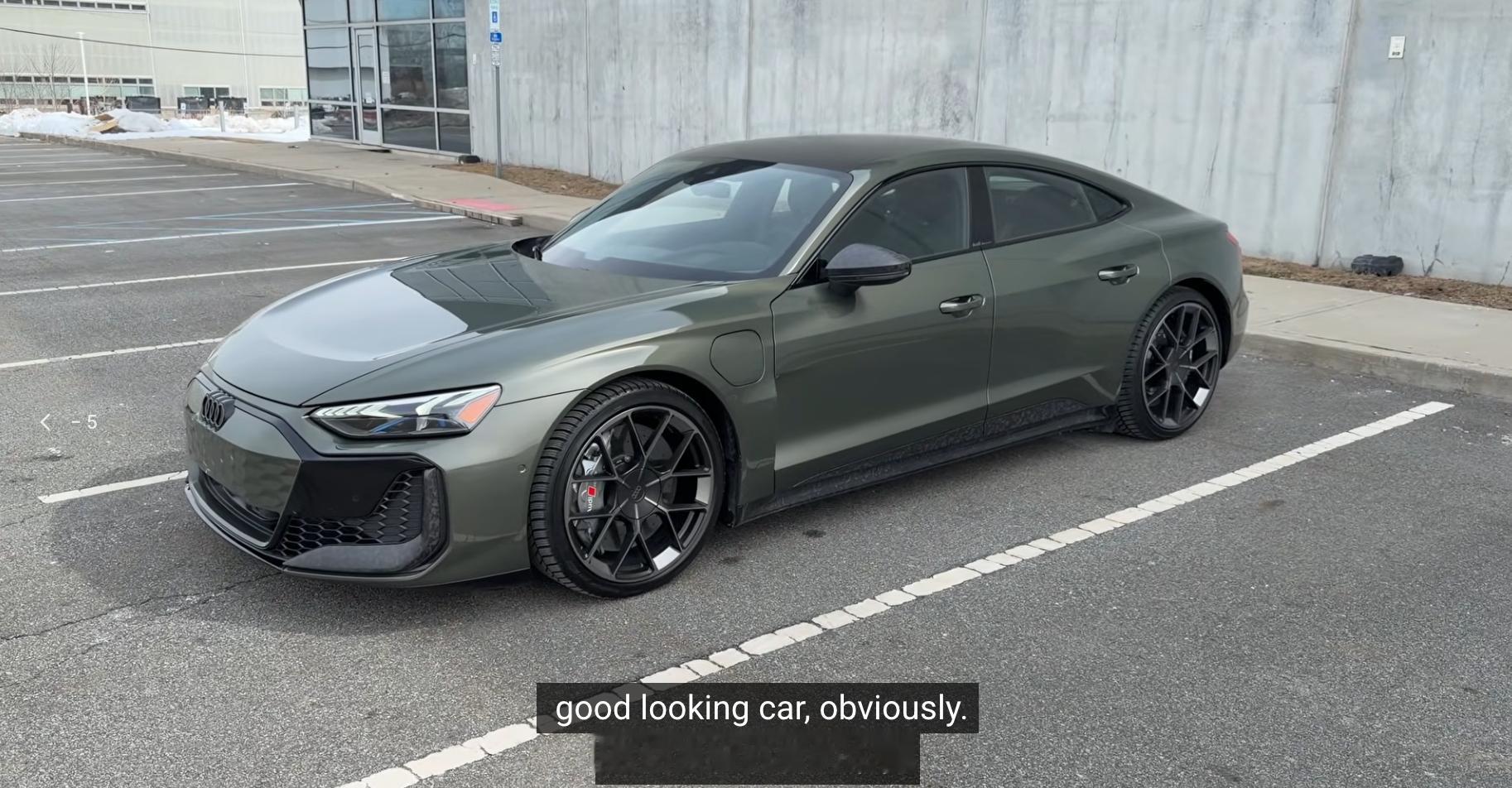 油管看到小黑哥测评新款Audi RS etron gt，后45度角美哭了