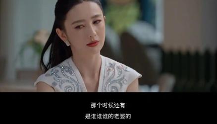 离婚五年还在演，孩子早懂了却不说，这隐瞒图个啥？
佟丽娅最近在采访里说，她和陈思