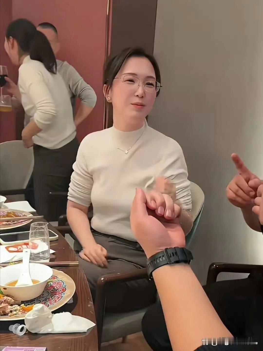 同学聚会现在还正常吗？感觉已经完全变味了啊！