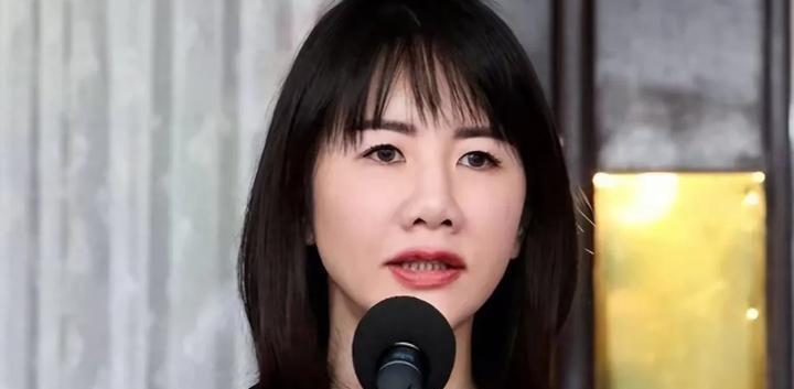 郑丽文动作频频，谢衣凤确认换下，新人选魏平政的意外入局让彰化提名问题瞬间成为焦点