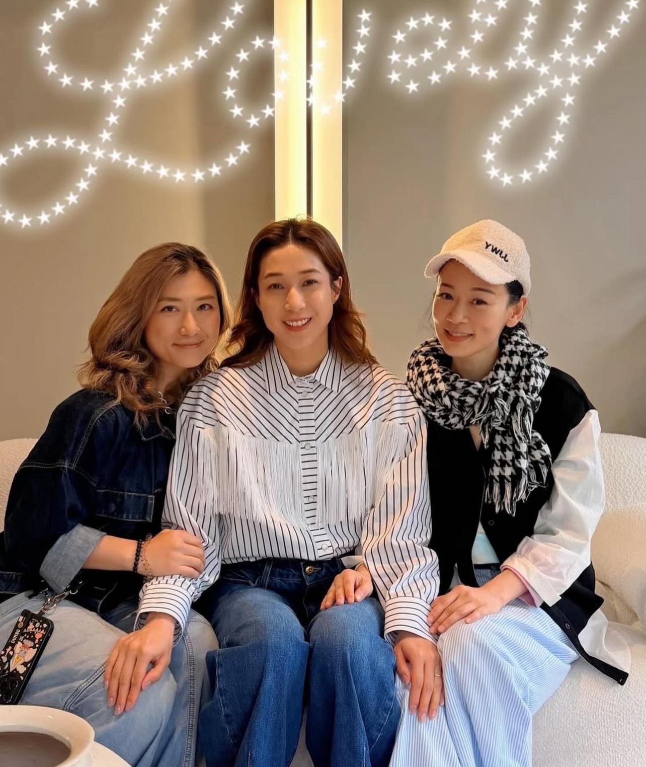 杨思琦给钟嘉欣庆祝生日 