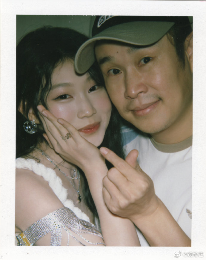 沈佳润回国第一章录综艺美美桑内我超级爱听！nina和爸爸也超有节目！ ​​​