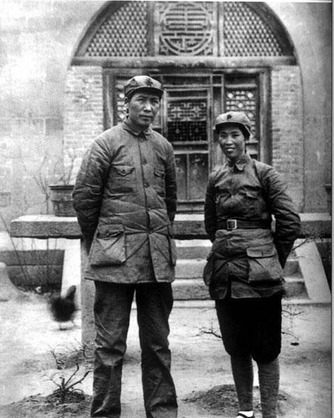 贺子珍在1947年向王稼祥提出想回国，毛主席得知后直言支持她的请求，表示完全同意
