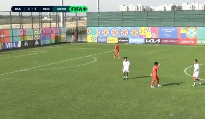 火力全开！U15世界杯中国队5-2力克沙特，拿下关键胜利
北京时间，U15世界杯