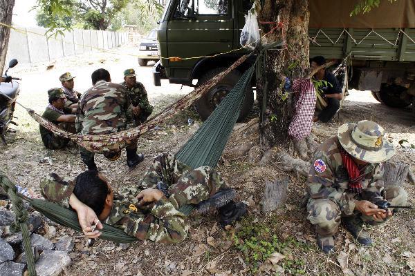 特朗普吹了个牛
泰国柬埔寨打了三天，记者问特朗普，咱美国是负责任的大国，管不管？