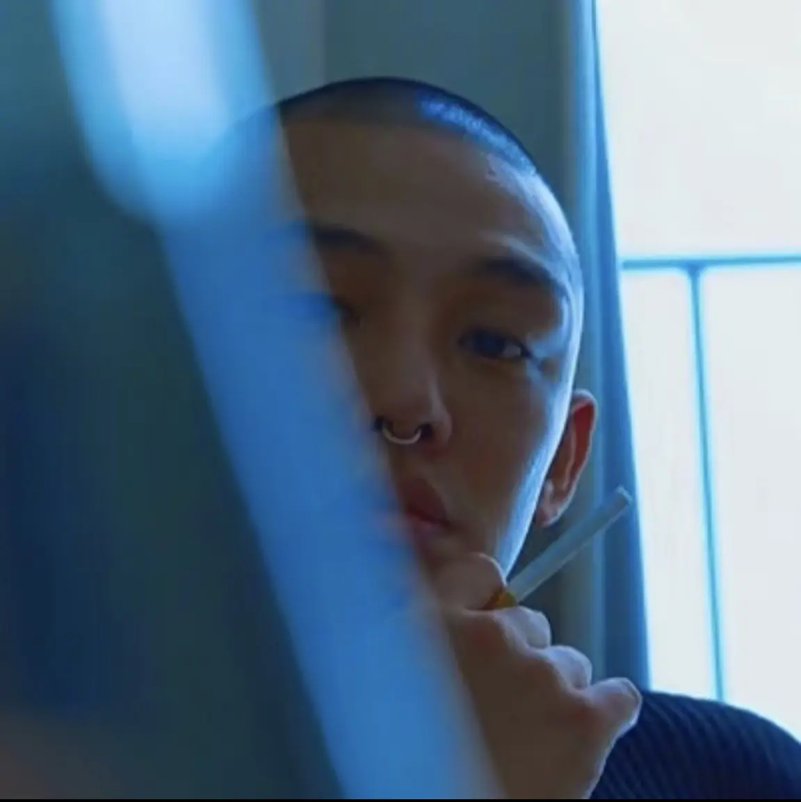 快点出来拍戏吧，一点消息也没了