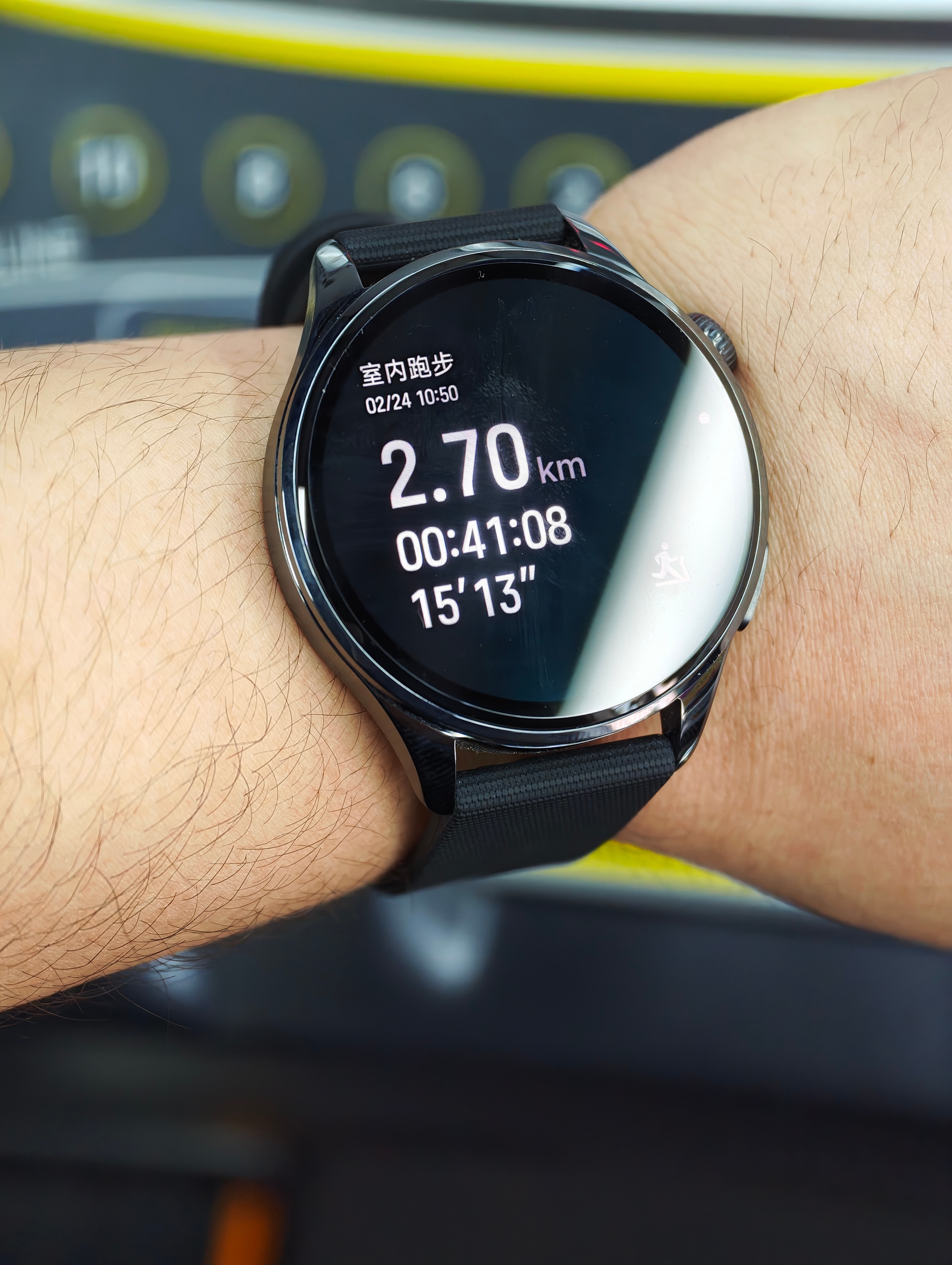 先来个爬坡有氧减减脂 冬天不喜欢戴表，现在天气暖起来了，继续把小米Watch 5