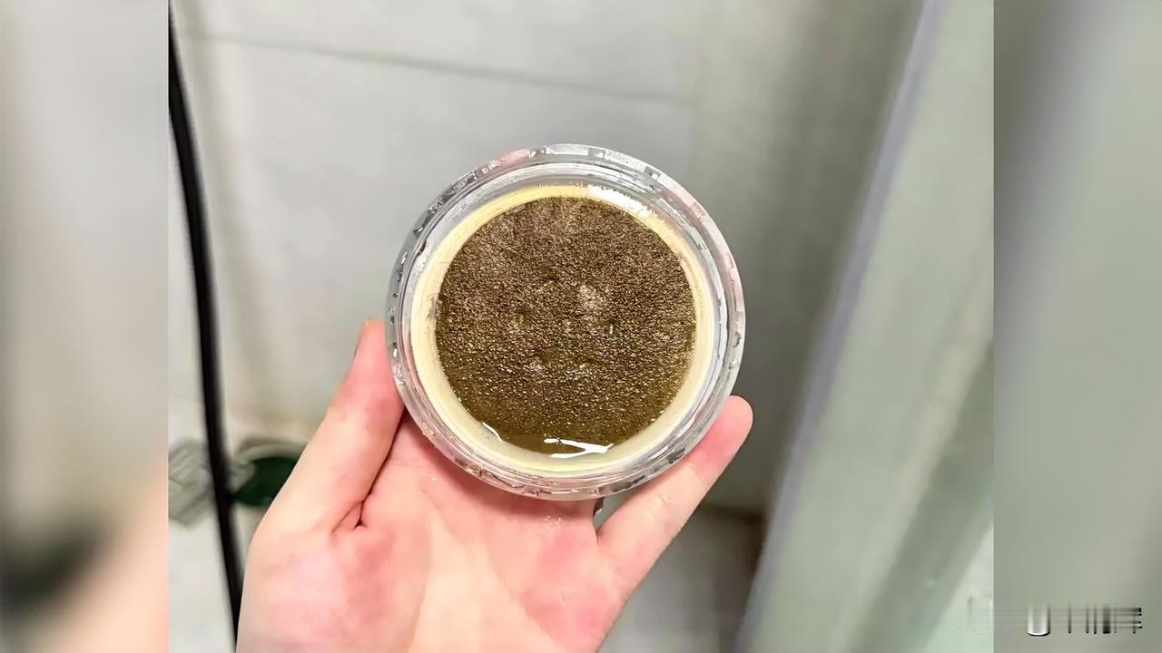 不能一拘了之，官方辟谣应及时有力。