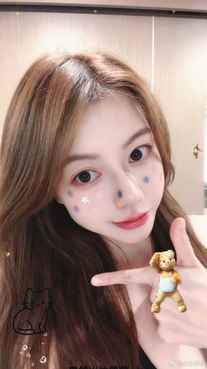 早吖~今天狠狠睡了个懒觉可能是知道从明天开始后又没什么时间可以睡觉了