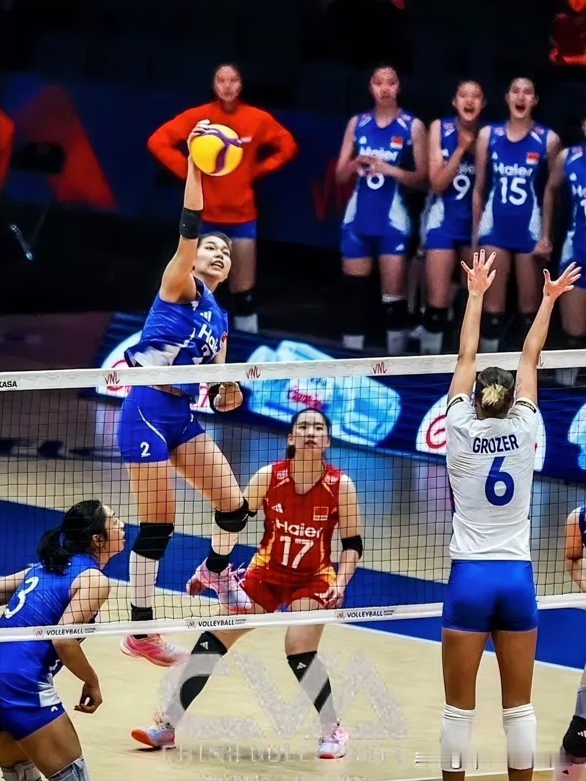 VNL2026世界女排联赛最新战报:
6月3日晚，中国女排坐镇主场南京青奥体育公