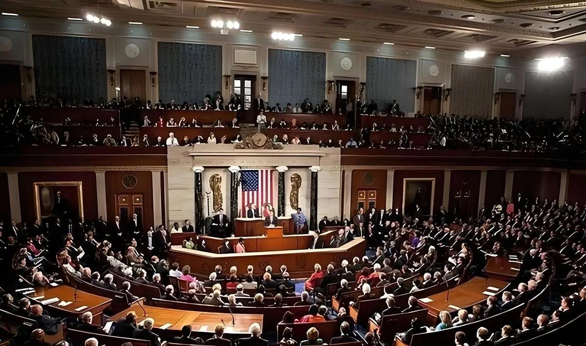 没有实力支撑，美国涉台法案就是废纸！
美国国会众议院2月9日以395票赞成、2票