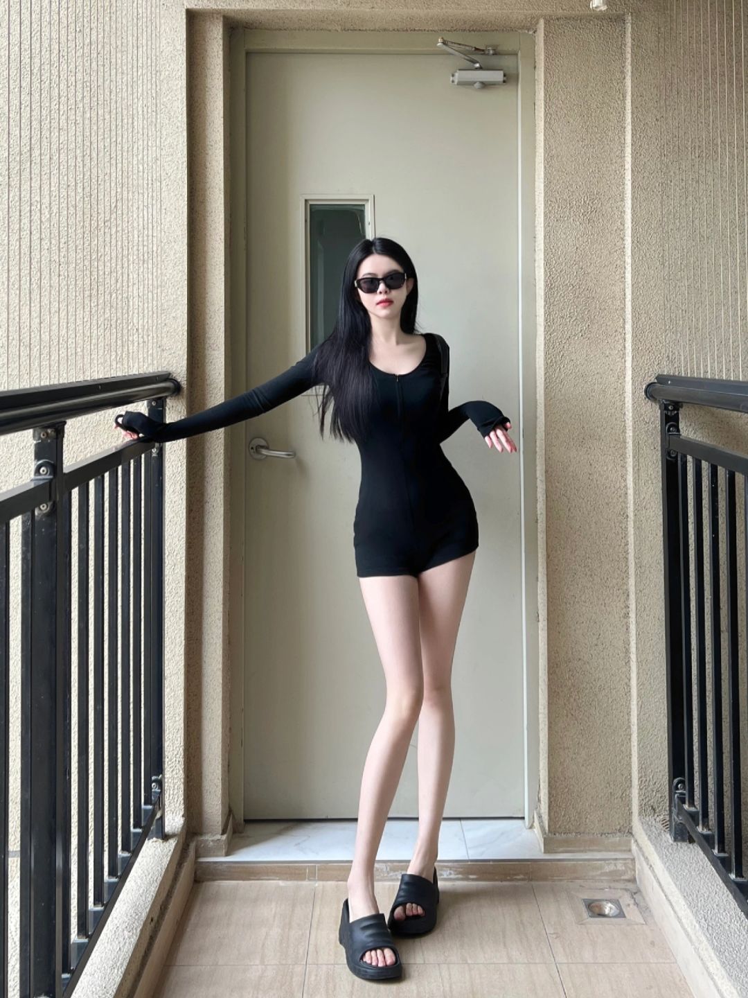 连体裤！我好像Get到了！显腿长！