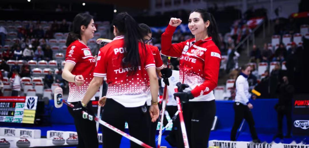 女子冰壶世锦赛：中国10-3大胜意大利 斩获第二胜女子冰壶世锦赛 北京时间3月1