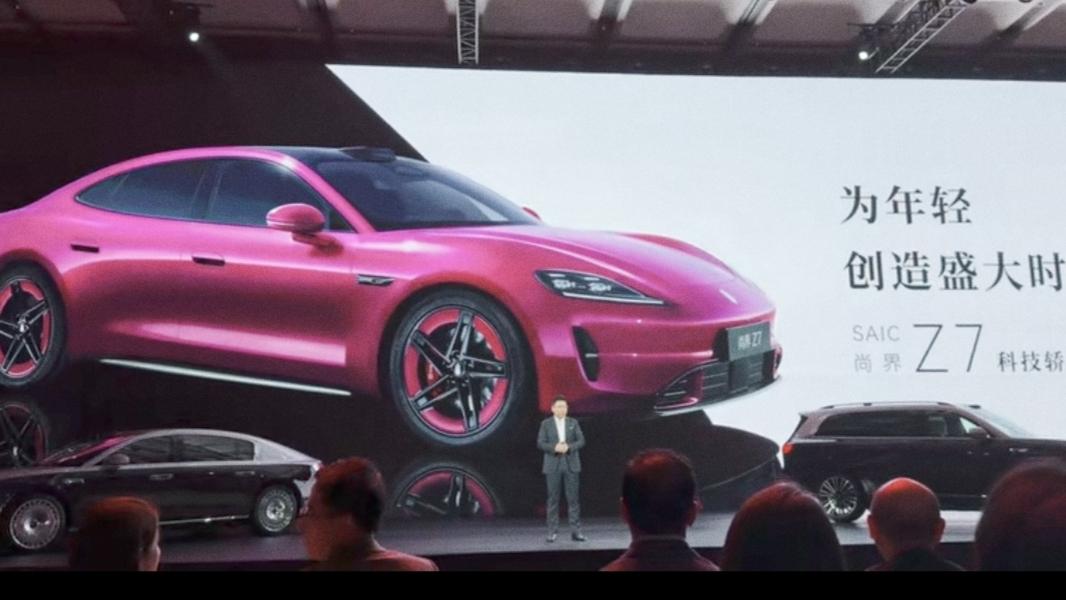 今晚友商笑不出来了
想过400线，也想过500线，当华为把896线激光雷达发布后