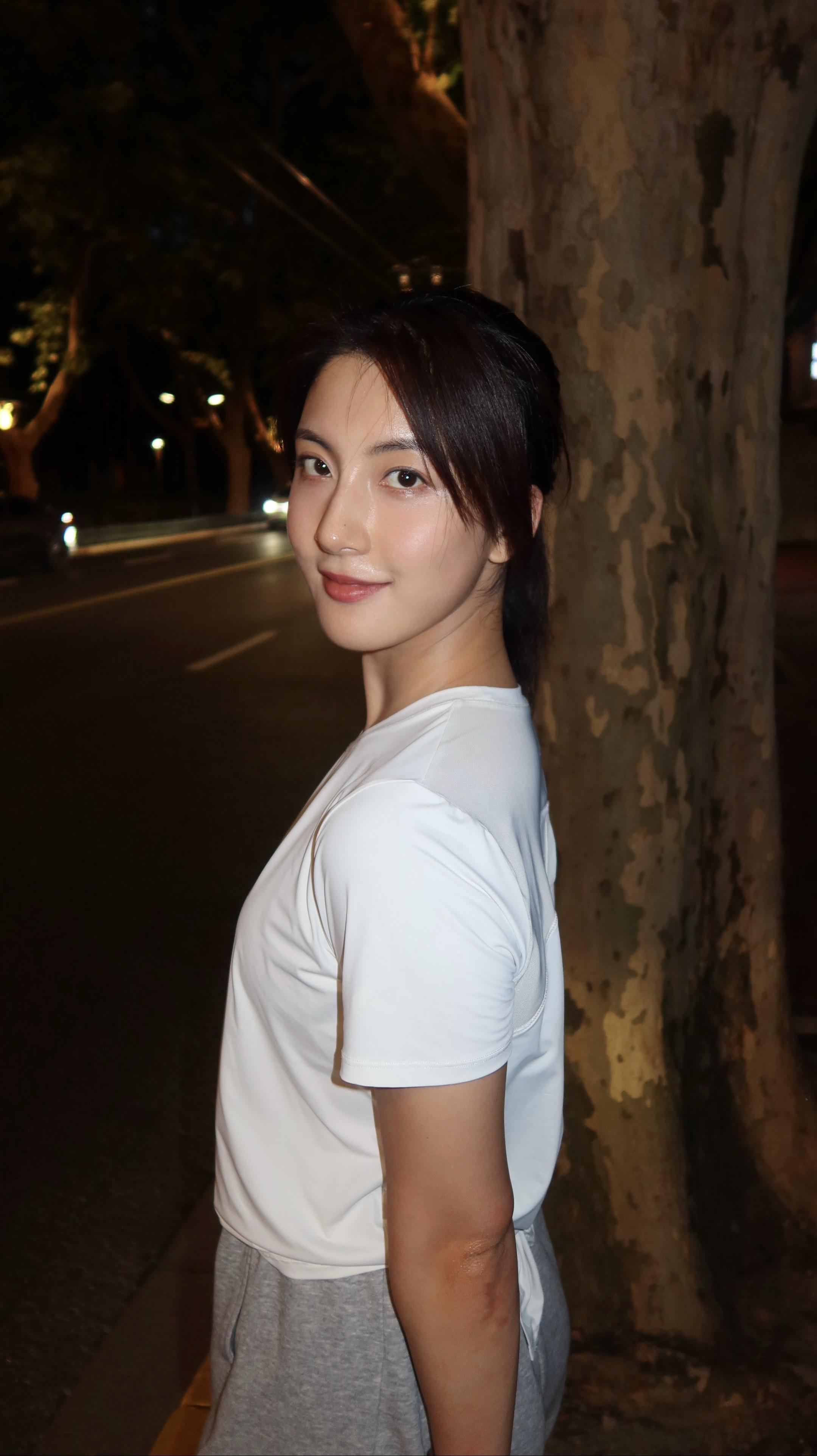 妈妈拍的😍。
