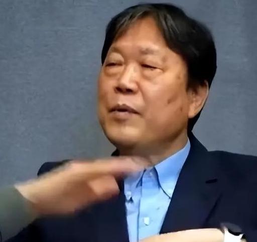 韩国军事专家金荣敏爆惊人结论！美国就算拼尽全力，11 艘航母全上再加所有尖端装备