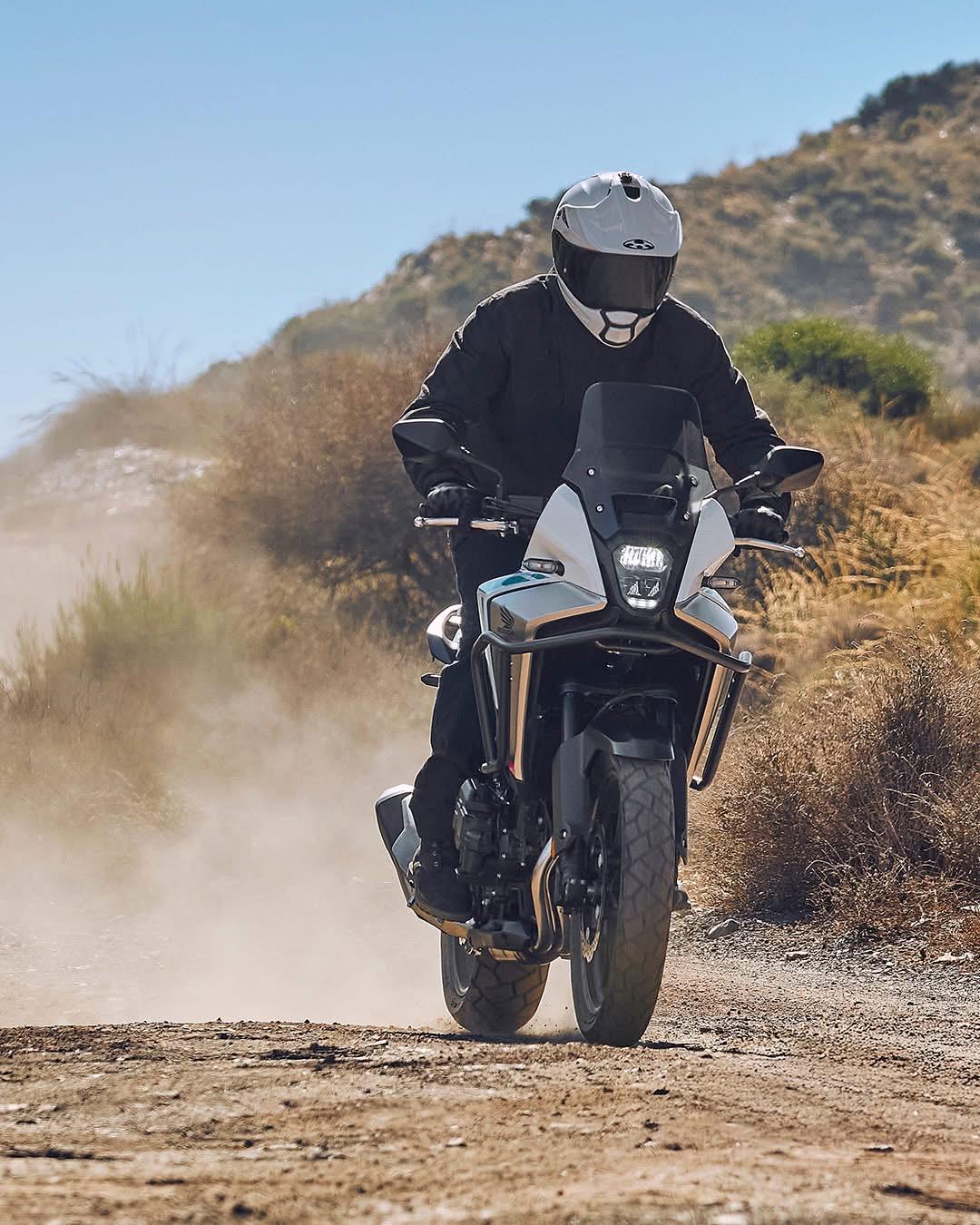 🔥"遇到打滑别慌！NX500自带本田黑科技——牵引力控制系统，公路越野全拿捏！