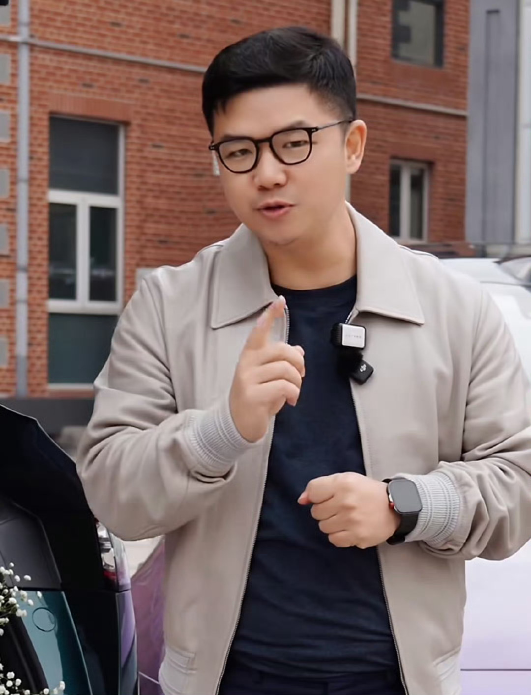 智界高管称新配色是态度的表达赵长江智界S7实力喊话全新配色不止是颜值上的焕新，更