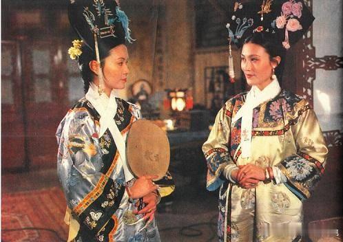 历史 提到晚清两宫垂帘听政，很多人脑海中浮现的画面是：慈禧雷厉风行、独揽大权，而