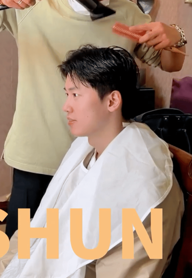 给我家猫🐱吹毛 