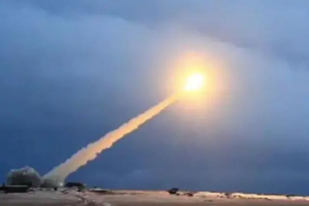 特朗普评论俄罗斯测试射程14000公里的“海燕”导弹

美国总统唐纳德·特朗普对