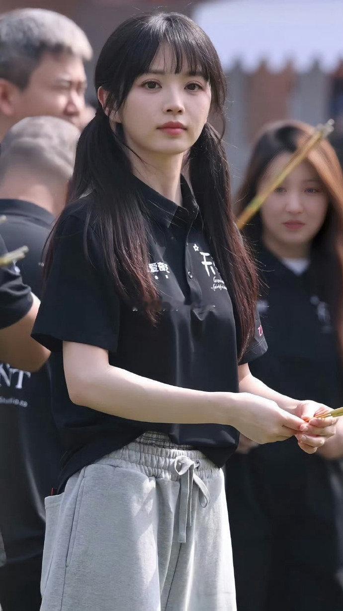 田曦薇胡一天首搭合作田曦薇胡一天天才女友cp感田曦薇胡一天首搭合作，咱就说一个双