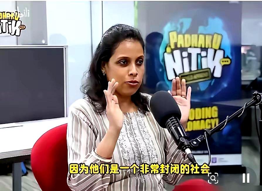 卡上生活补贴刚到账时，谁在买单这件事，总有人装看不见。
清华的那位印度姑娘，两年