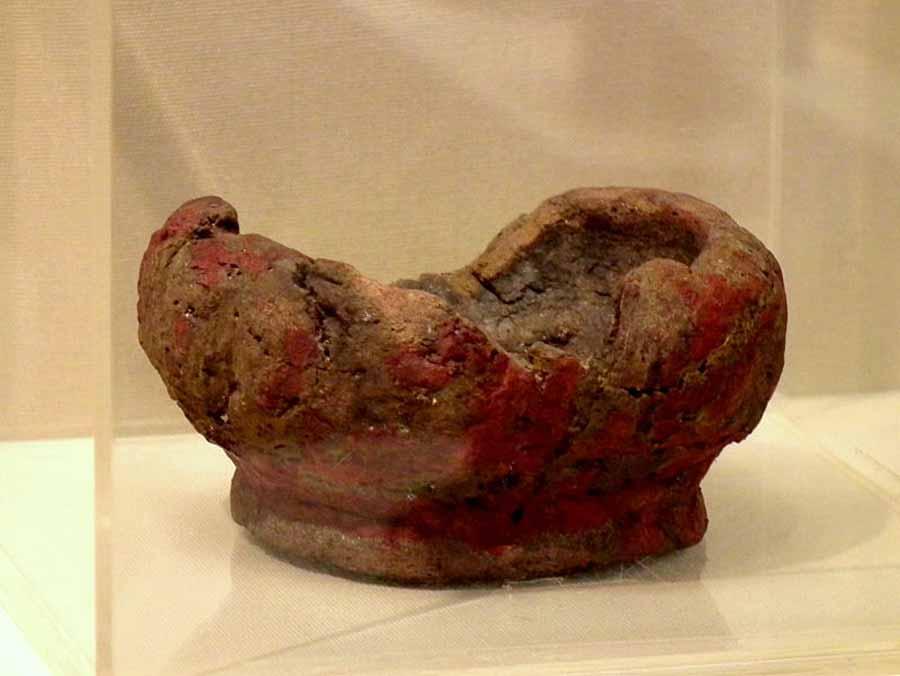 外媒报道中国考古：中国东部发现8000年前最早的漆器
中国浙江省考古学家在杭州湾