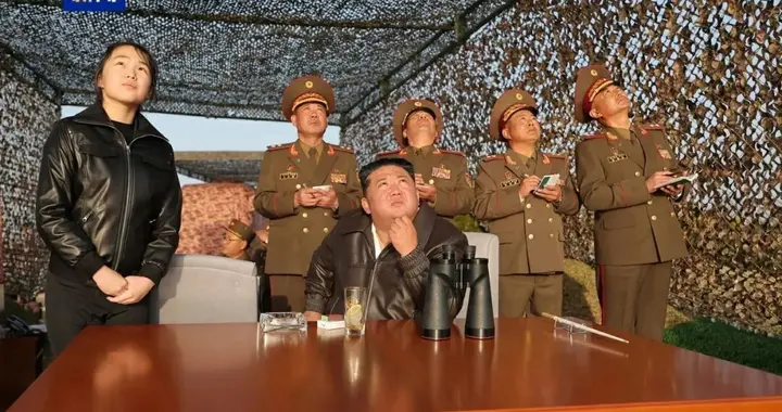 朝鲜进行新型武器系统试射，金正恩观摩：标志着朝鲜军队战斗力建设实现重大技术突破，持续加快增强核武力与