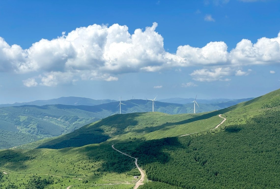 出片是对自己价值的一种肯定旅行、日常、氛围感拍摄，所有用心的时刻，最终都凝结在成