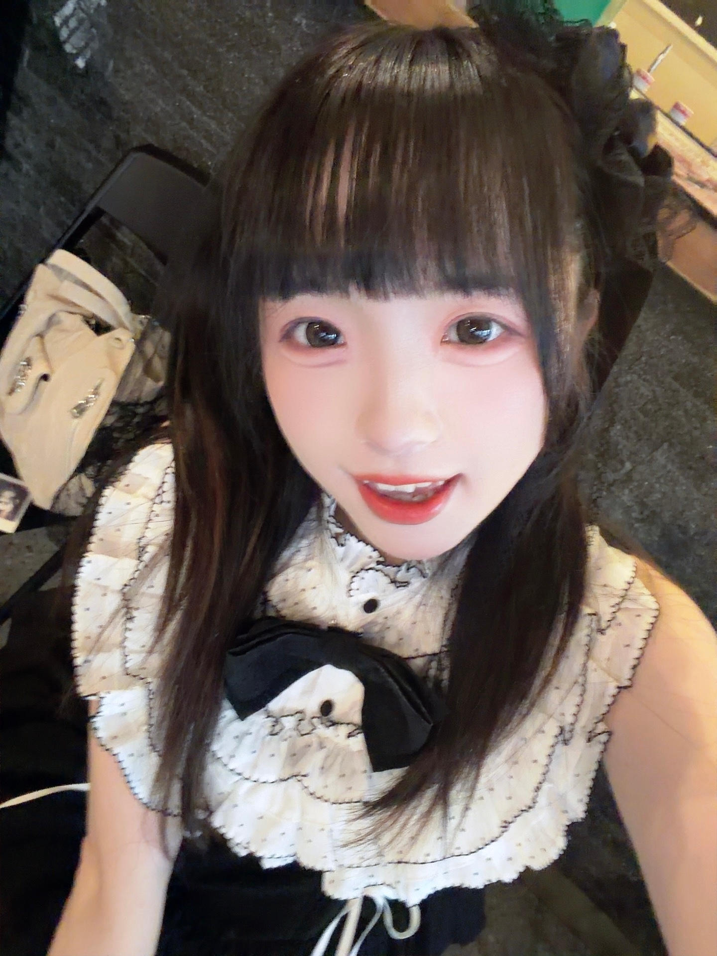 周一不好很多人上班很堵很困很无助点开手机发现620那天只有打卡的照片这周又要烧我