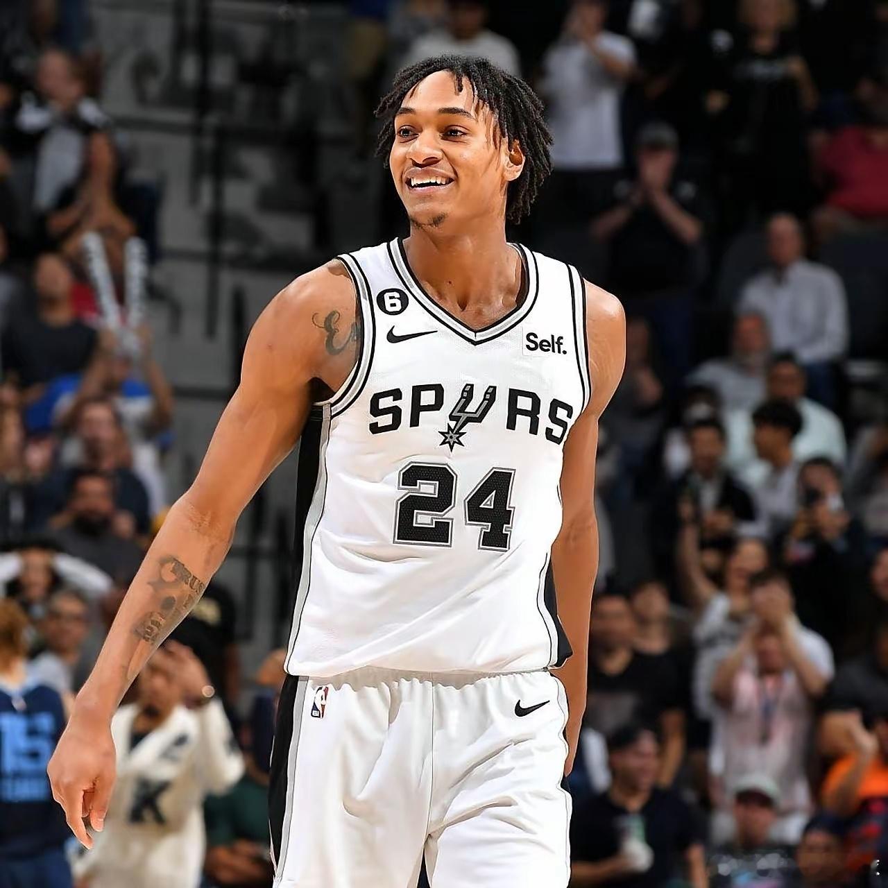 瓦塞尔三分征服丹佛高原瓦塞尔三分征服丹佛高原，打脸ESPN预测专家。半场结束前，