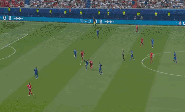 卫冕冠军意大利出局了！欧洲杯第一场1/8淘汰赛，瑞士队上下半场各打进一球，上半场